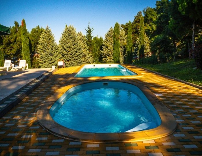 Открытый бассейн - Парк-отель «Небуг»