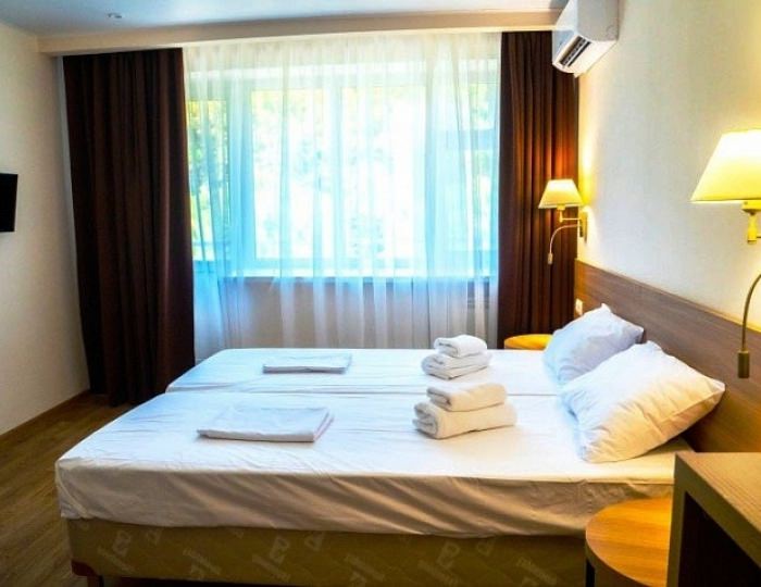 Стандарт+ с видом на парк (корп.1) - Парк-отель «Небуг»