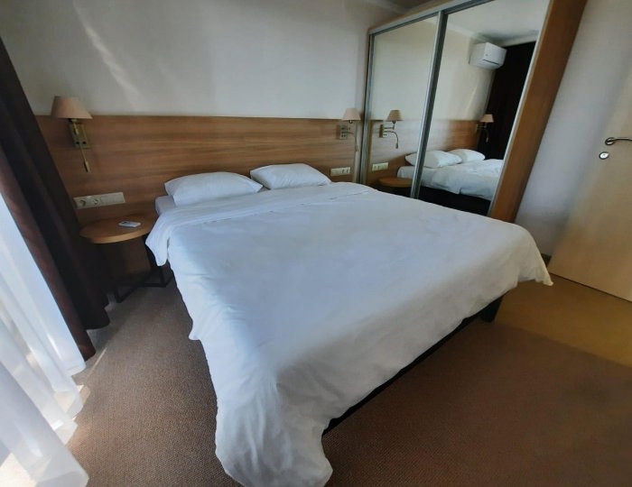 Люкс с видом на парк (к.3) - Парк-отель «Небуг»