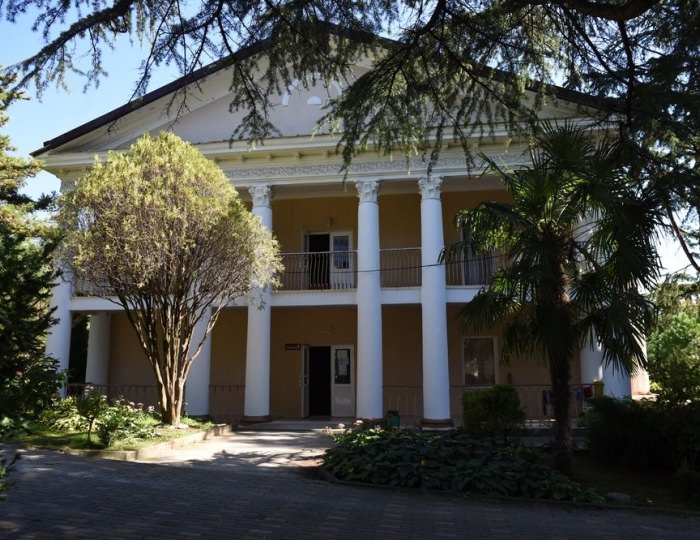 Внешний вид и территория - Парк-отель «Небуг»