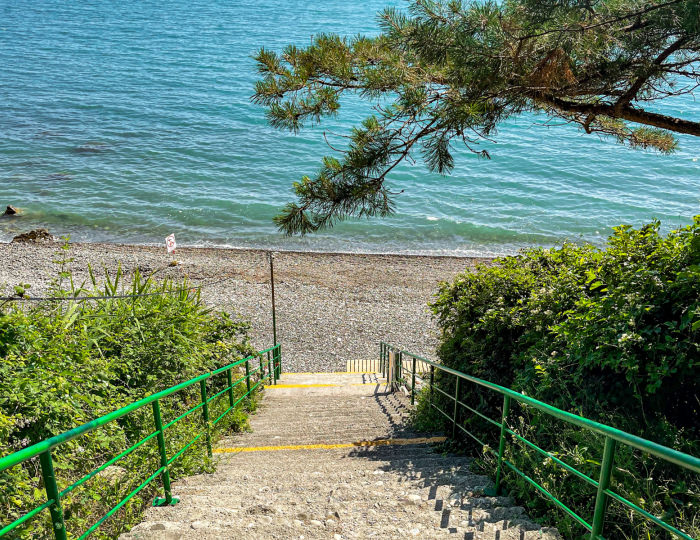 Оборудованный пляж - Парк-отель «Небуг»